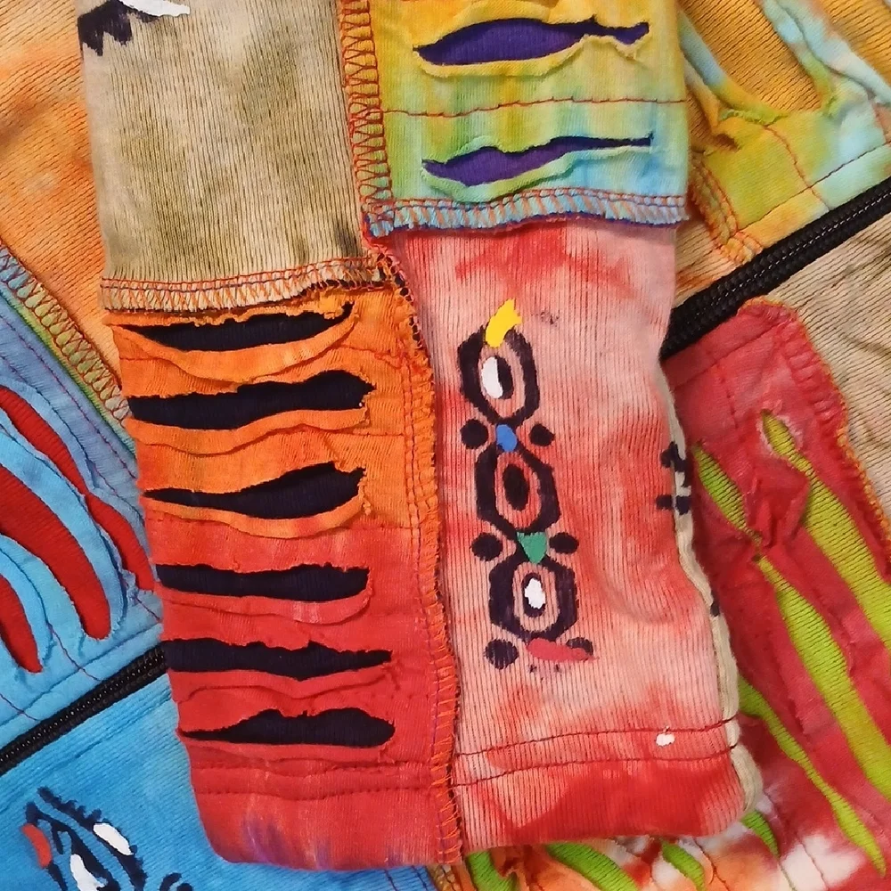 Hippy Vibrant Tie-dye Patchwork Women's Fleece-lined Coat from Nepal - Picture 4 of 6